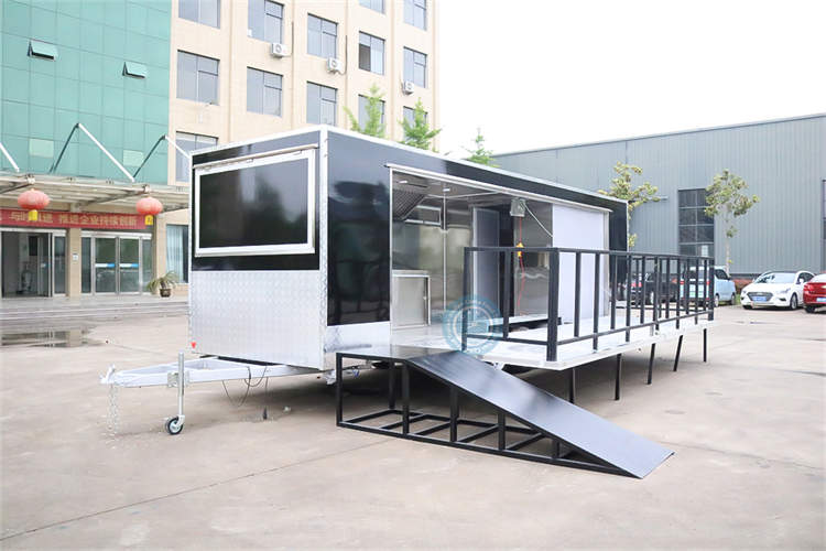 Large Size Food Trailer With A Bbq Area